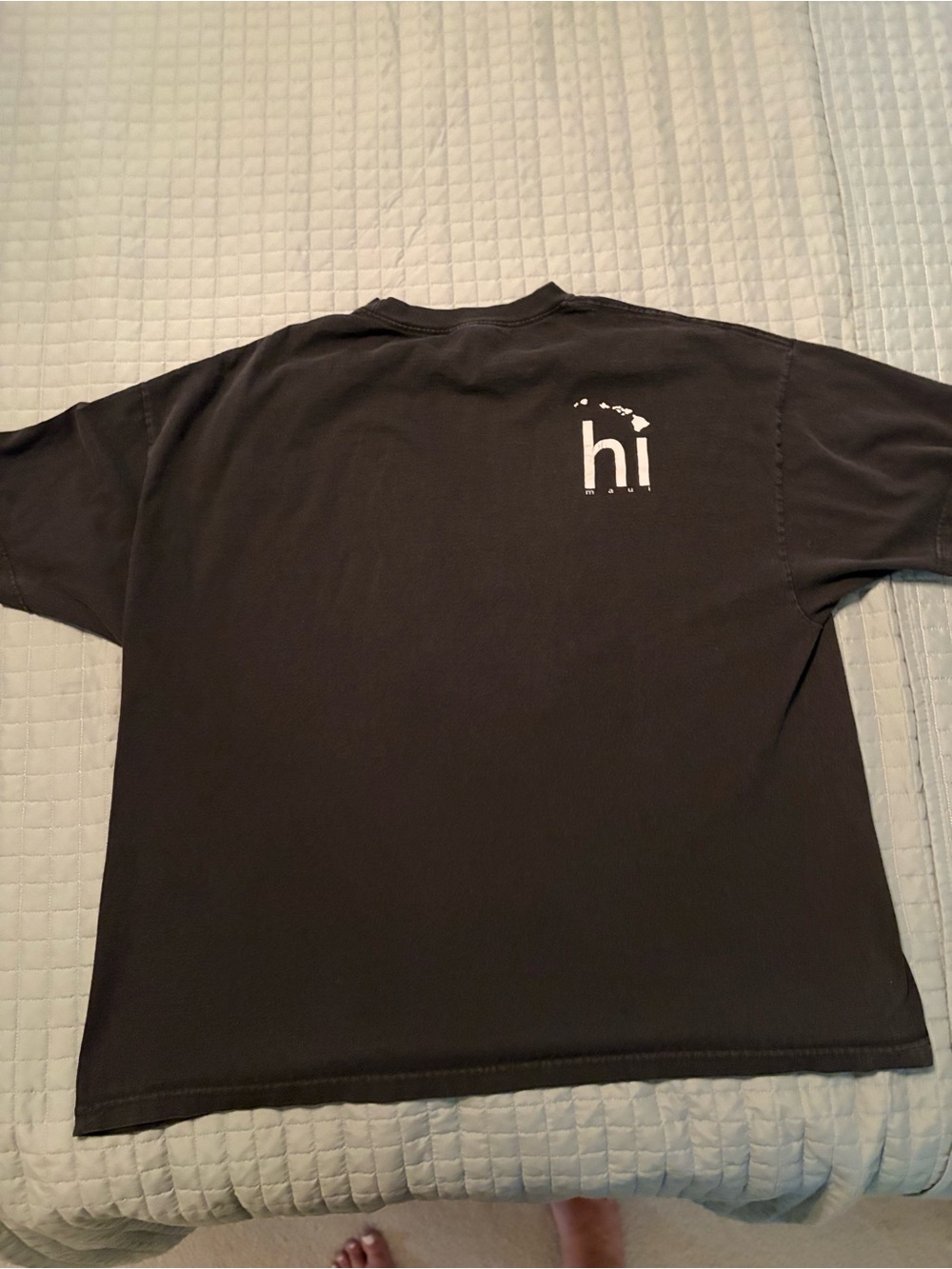 Maui, Hawaii Black & White Graphic T-Shirt - Picture 2 of 5